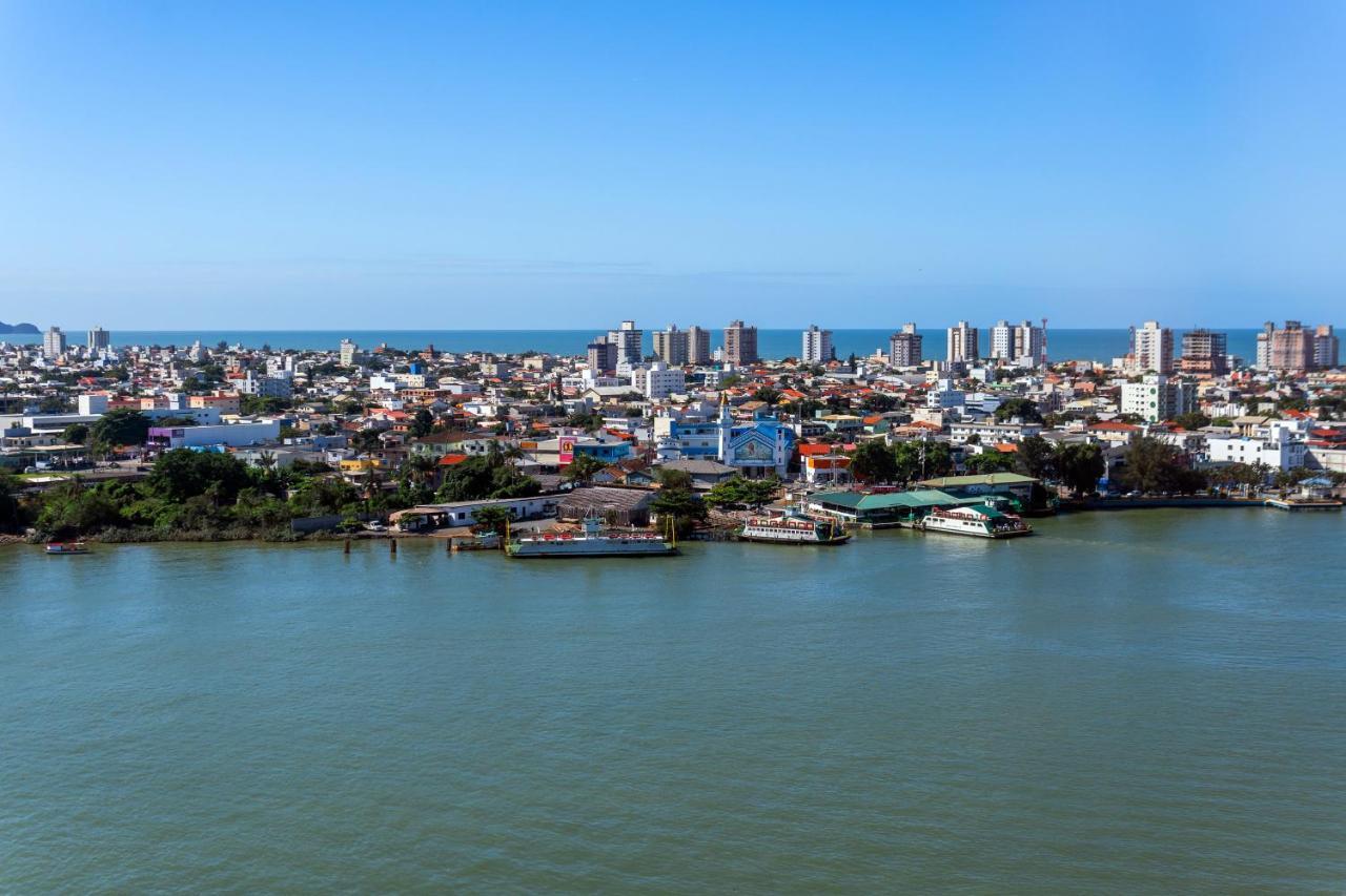 Mercure Itajai Navegantes Exterior photo